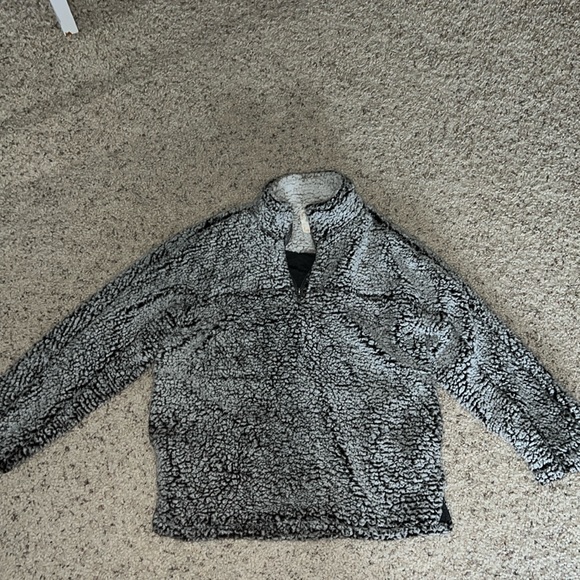 Altar’d State Grey Fuzzy Pullover - Picture 1 of 3